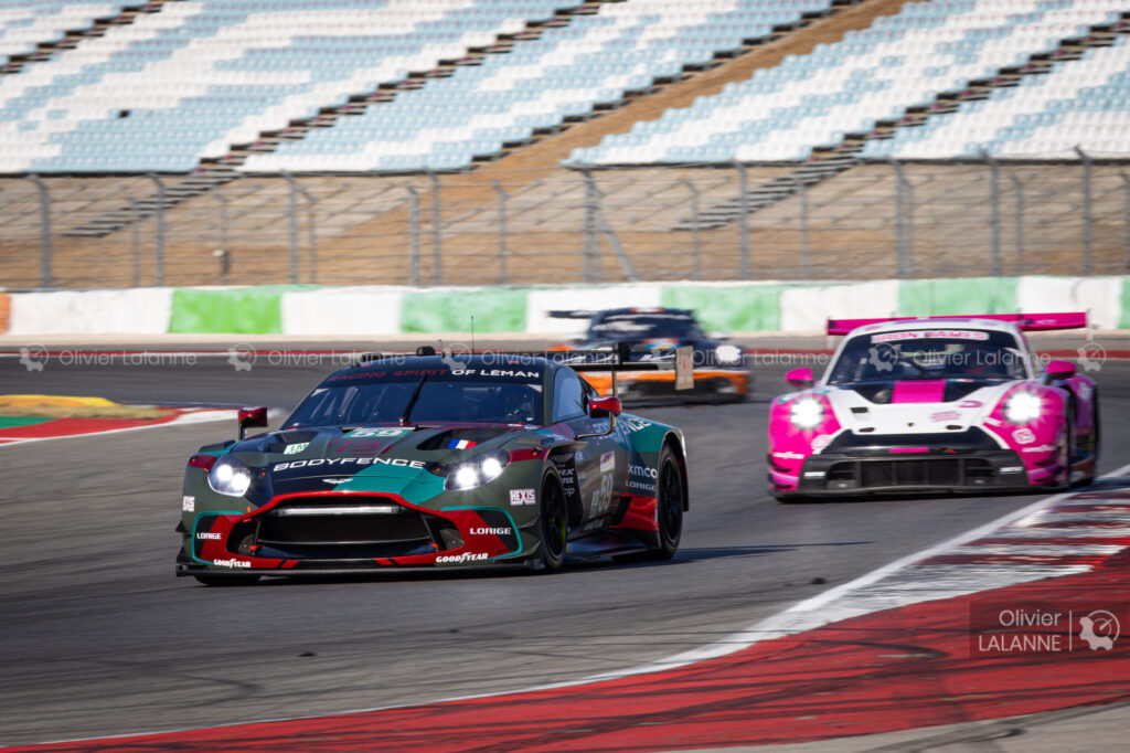 59 RACING SPIRIT OF LEMAN (FRA), Aston Martin Vantage AMR LMGT3, Clément MATEU (FRA), Erwan BASTARD (FRA), Valentin HASSE CLOT (FRA), 85 IRON DAMES (ITA), Porsche 911 GT3 R LMGT3, Célia MARTIN (FRA), Sarah BOVY (BEL), Michelle GATTING (DEN), action